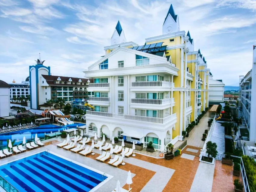 Dream World Resort & Spa 5*-11