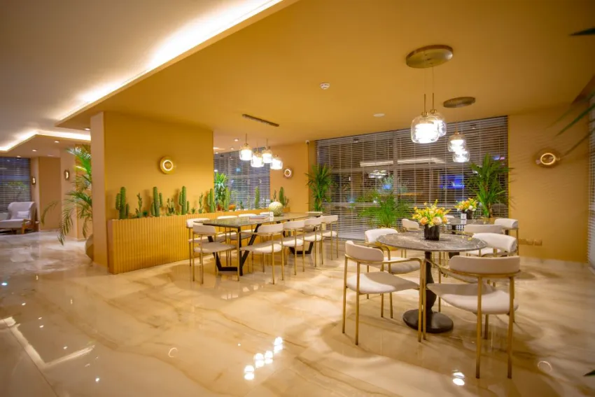 LA TERRAZZA FAMAGUSTA  4*-9