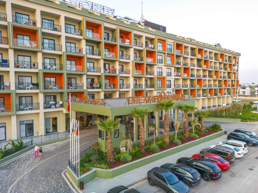 Dream Fun World Hotel 5*-13