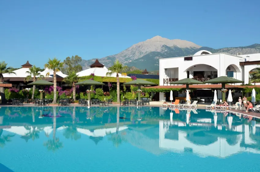 Emelda Sun Club 5*-23