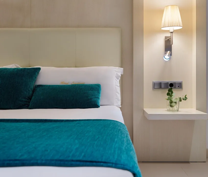 Saratoga Hotel 4*-59