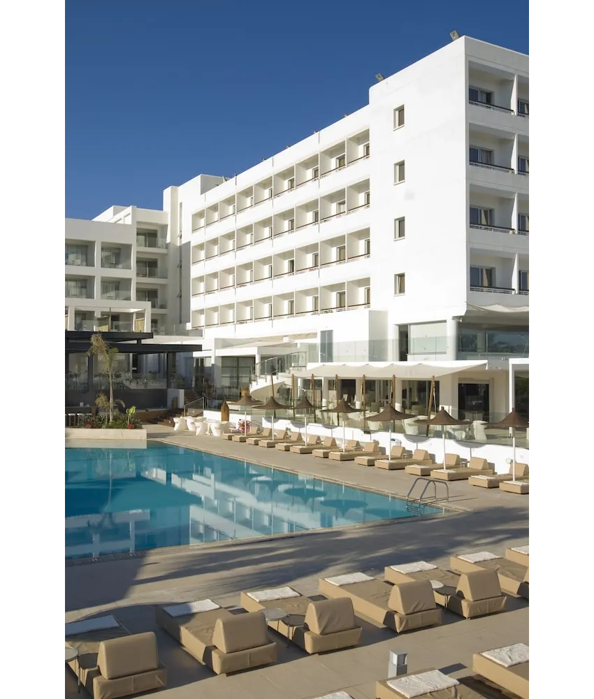 Napa Mermaid Hotel & Suites 4*-101