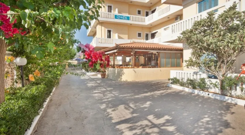 Dimitra Hotel and Apartments 3*-4