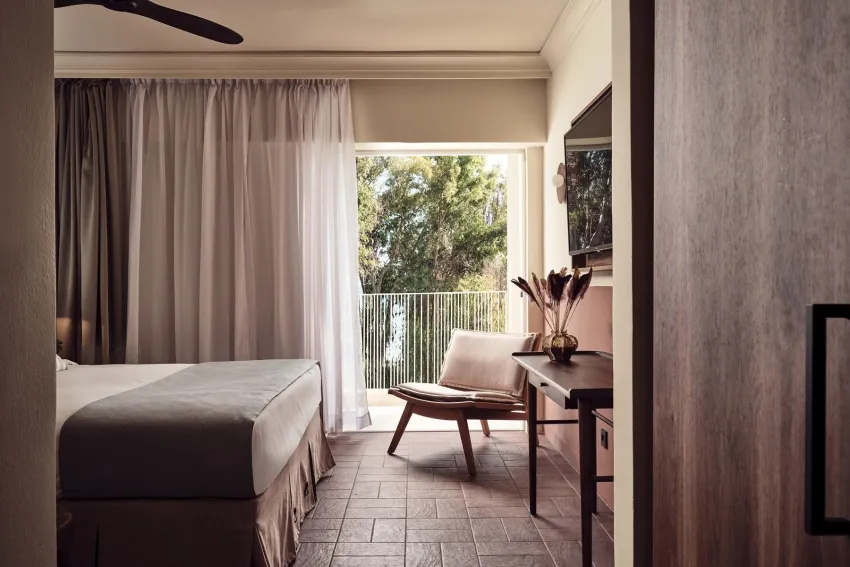 Domes Aulus Zante Autograph Collection 5*-5