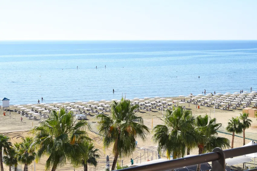 Sun Hall Beach APTS 3*-1