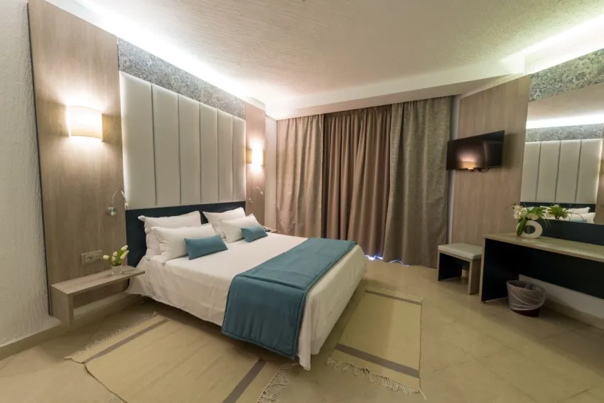 MAHDIA BEACH HOTEL & AQUA PARK  4*-6