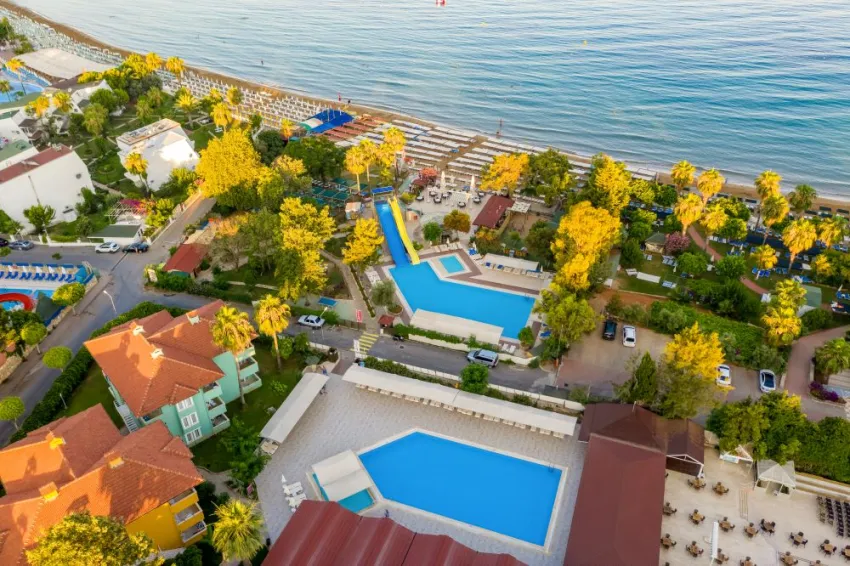 ARMAS GREEN FUGLA BEACH  4*-9