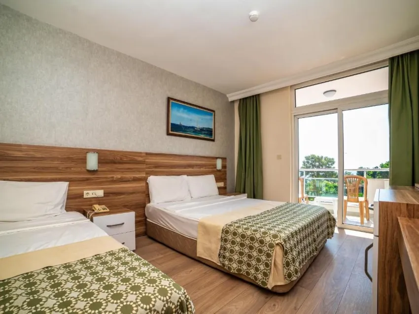 TRANSATLANTIK BEACH HOTEL  5*-5