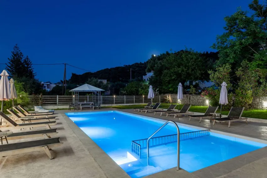 Capriccio Studios 4*-30