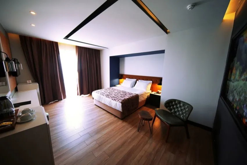 SEY BEACH HOTEL & SPA  4*-12