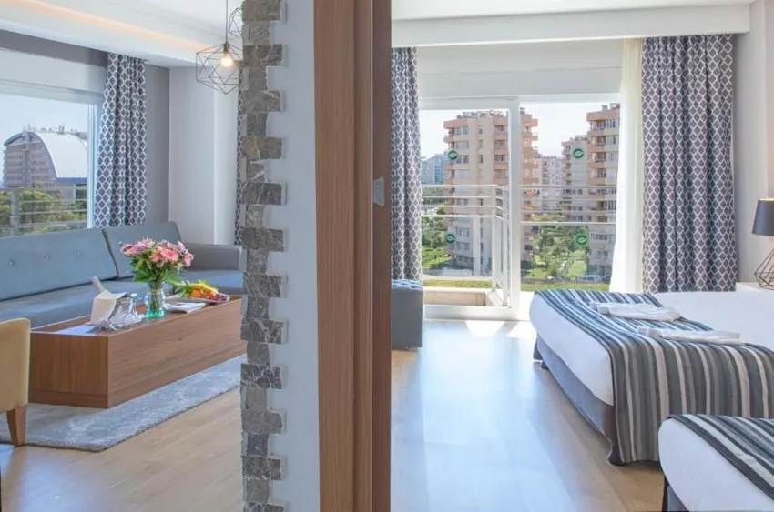 GREENWOOD SUITES RESORT  5*-15