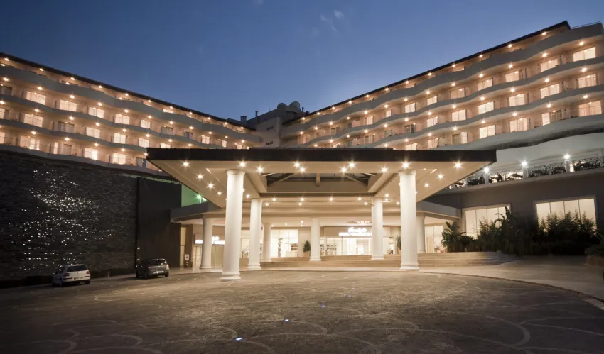 Starlight Resort Hotel 5*-8