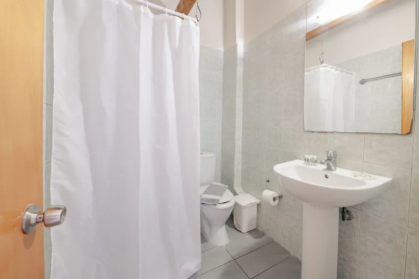 Canadian Hotel 3*-48