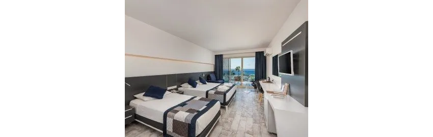 White City Beach (Adults Only 16+) 4*-20
