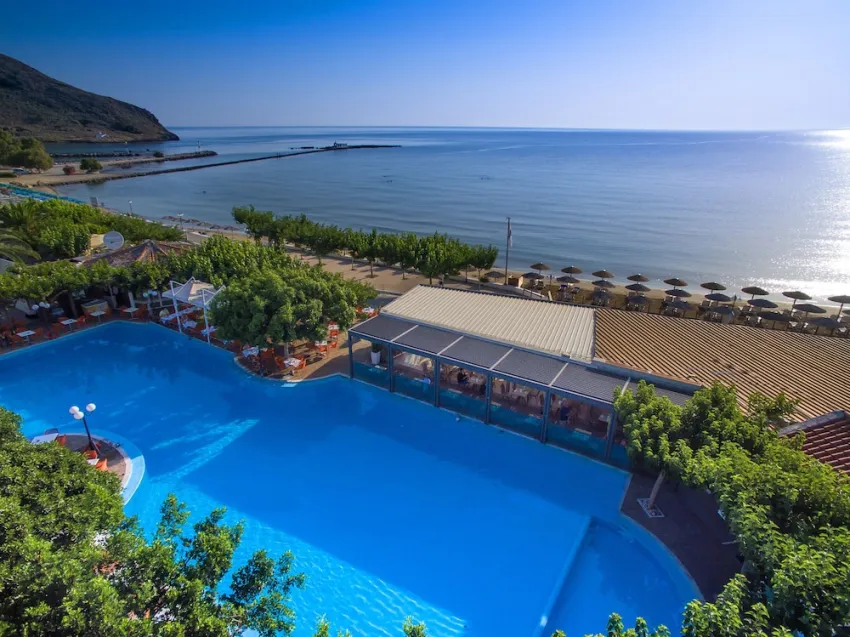 Corissia Beach Hotel 3*-1