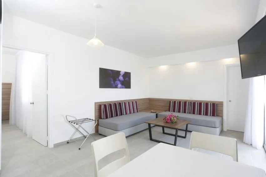 Kapetanios Aqua Resort 4*-10