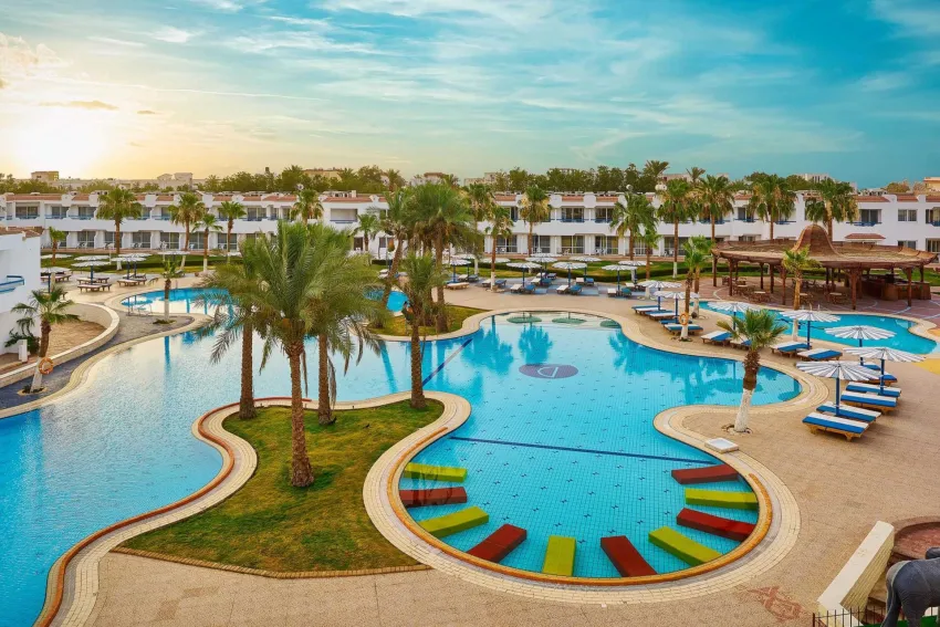 Dreams Vacation Resort 4*-12