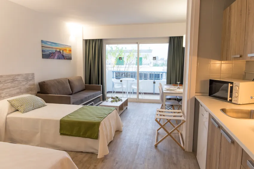 Bellevue Club 3*-106