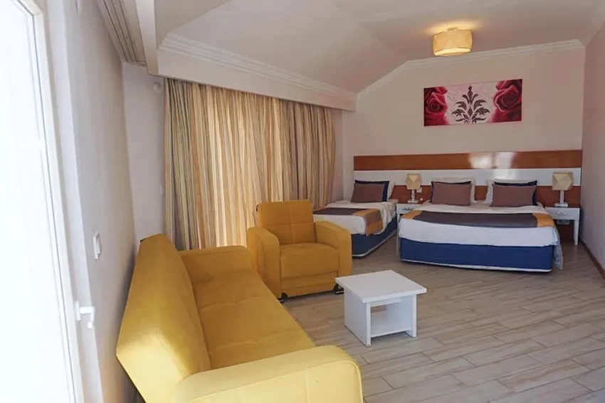 Side Legend Hotel 3*-3