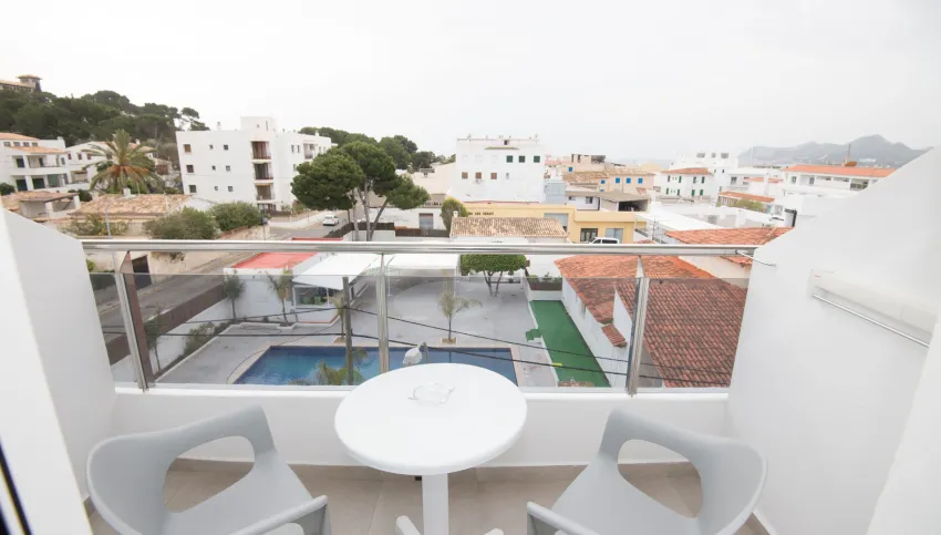 Chevy Hotel & Suites 3*-40