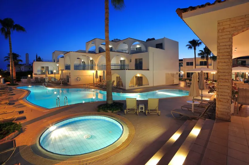 Petrosana Hotel Apartments 3*-3