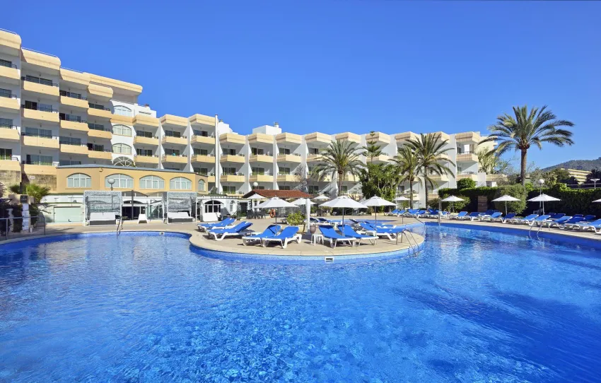 Lunamar Palmanova Apartments 3*-1