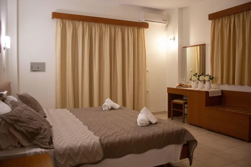 Tsambikos Apartments 3*-24