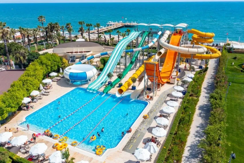 BELLIS DELUXE HOTEL  5*-30