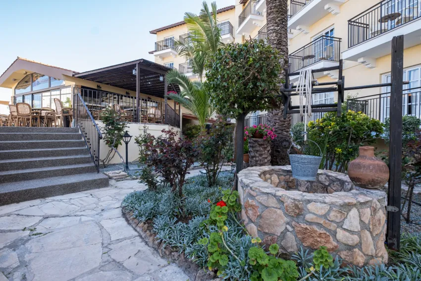 Anais Bay Apartments (Louma) 3*-9