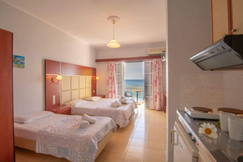 Agoulos Beach Hotel 3*-7