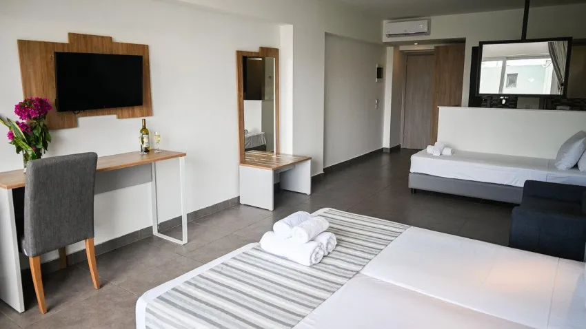 Pollis Hotel 4*-13