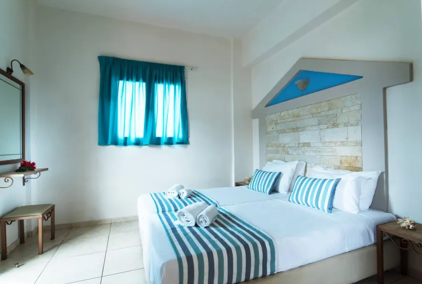 Ilios 1 Central 1*-16