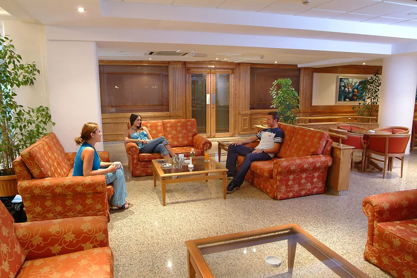 Nissiana Hotel and Bungalows 3*-9