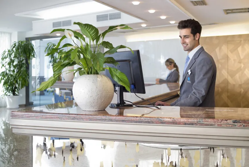 Grupotel Orient 4*-6