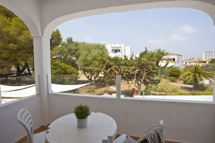 Europa Apartments 2*-10