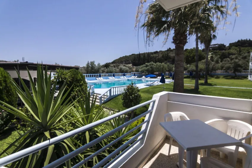 Tivoli Hotel and Apartments 3*-28