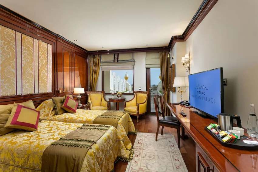 Titanic Mardan Palace  5*-4