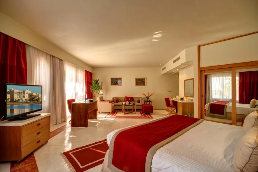 CLUB PARADISIO EL GOUNA  4*-5