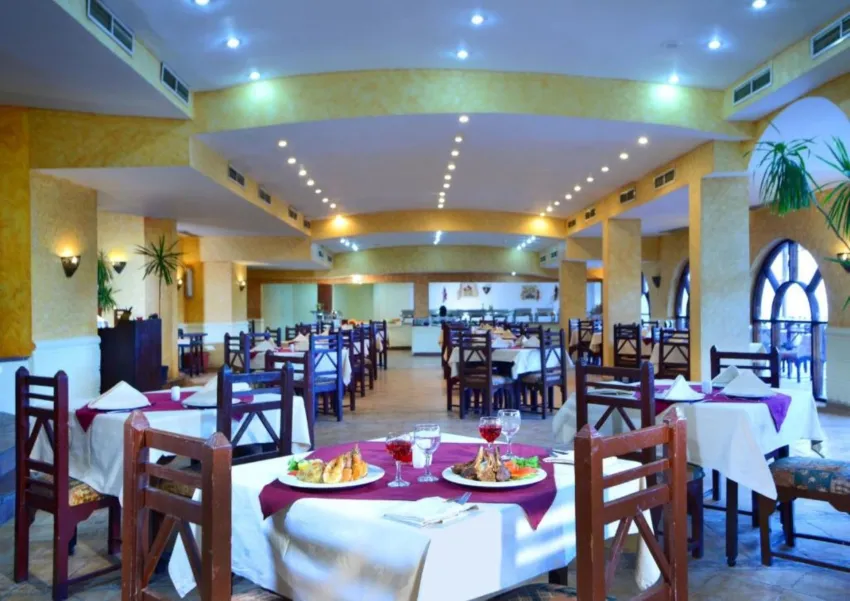 Tropitel Dahab Oasis 3*-9