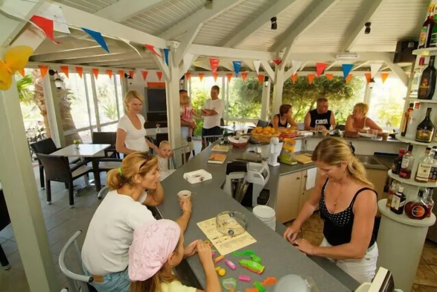 Nikolas Villas Chersonissos 2*-25