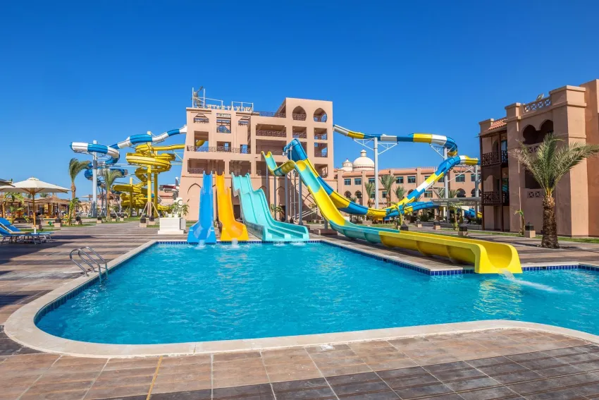Pickalbatros Aqua Park Resort 4*-2