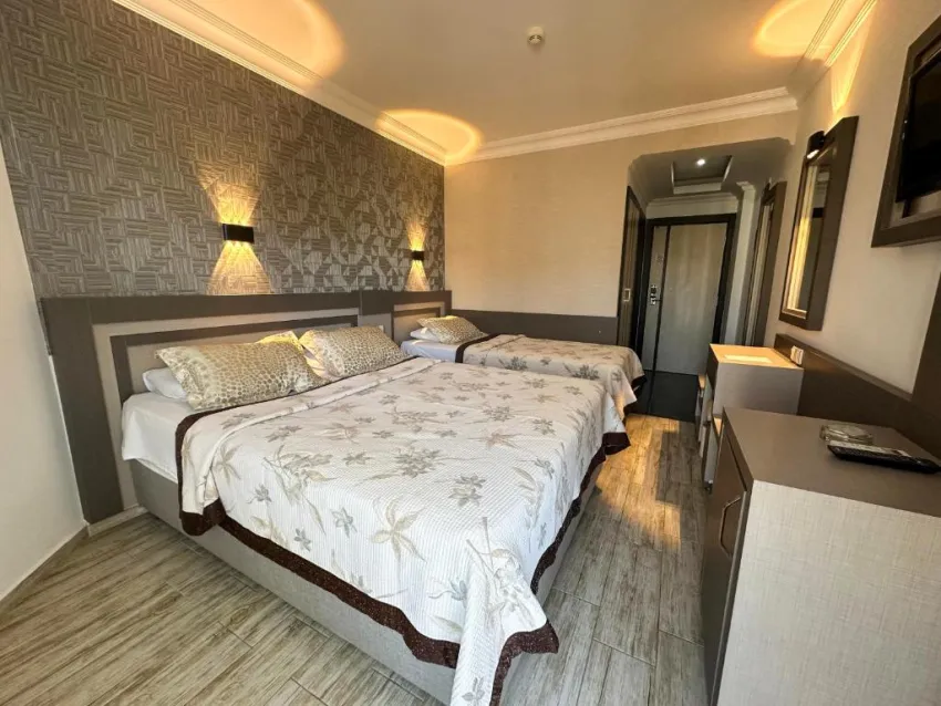 MONTE CARLO HOTEL  4*-18