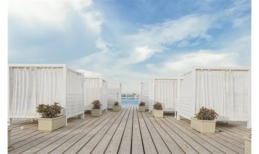 THE V LUXURY RESORT SAHL HASHEESH  5*-10