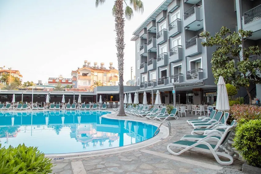 Sun City Apartments 3*-12