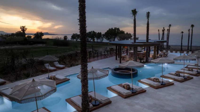 Nalu Resort and Spa 5*-8