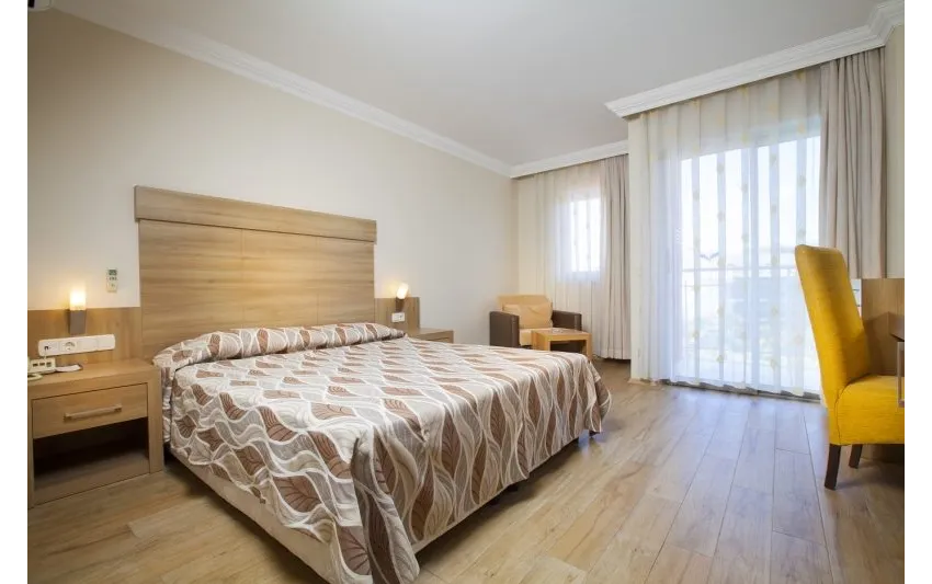 Club Side Coast Hotel 4*-3