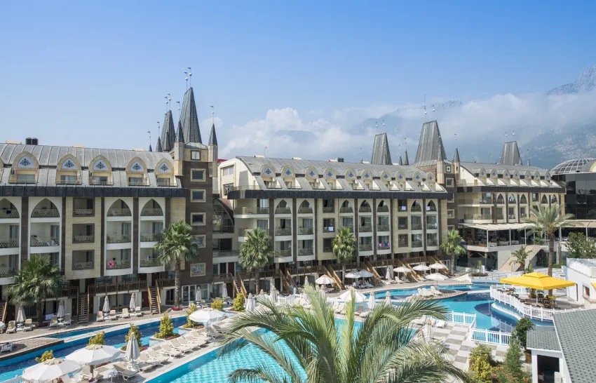 Crystal Prestige Elite Pearl Collection 5*-4