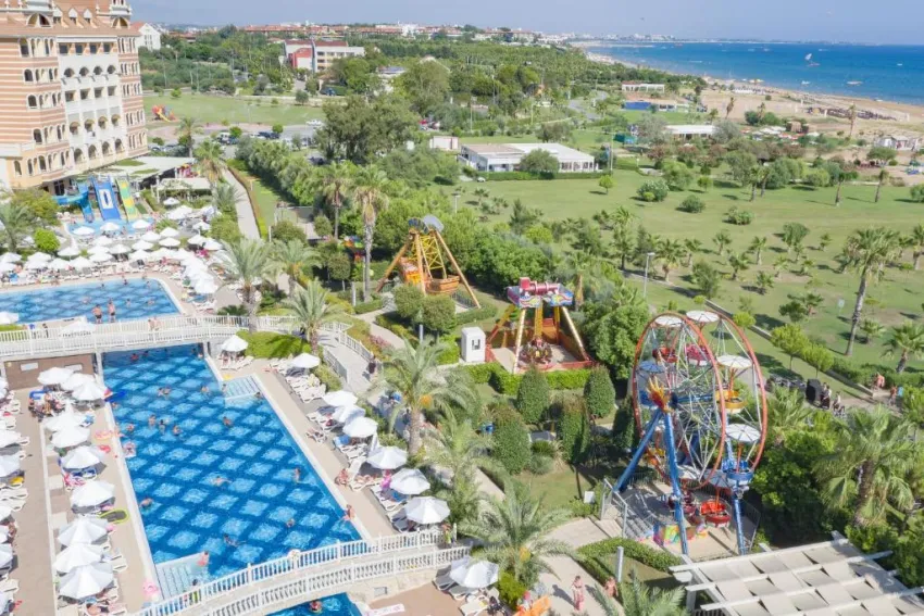 ROYAL ALHAMBRA PALACE  5*-13