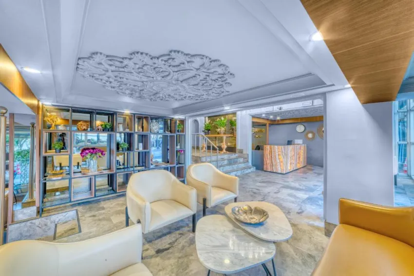 NUMA PORT HOTEL  4*-5