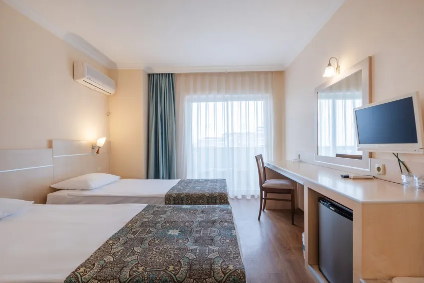 Sun Beach Hill Hotel 4*-10